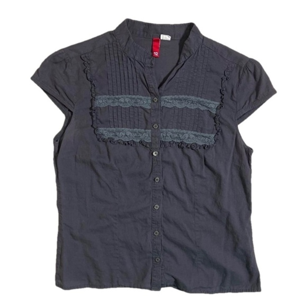 ⭐️ Divided grey cap-sleeved top- size 12